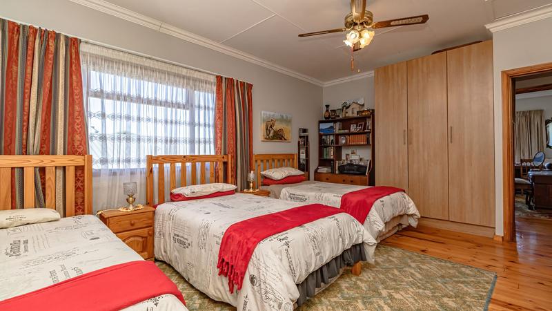 5 Bedroom Property for Sale in Tergniet Western Cape